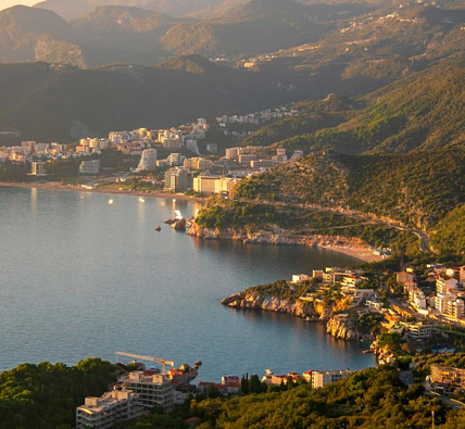 Регионы России с высоким туристическим потенциалом: от Крыма до Калмыкии